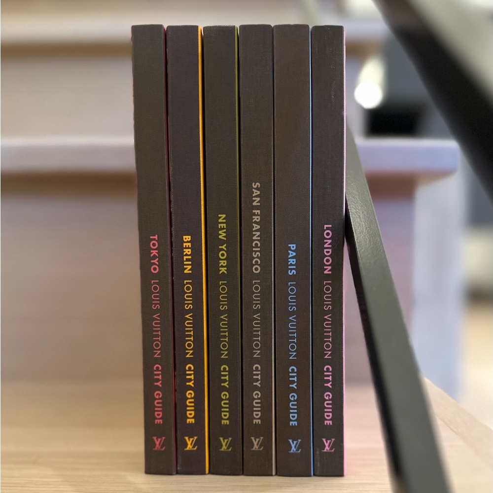Authentic 2020 Louis Vuitton City Guide Set of 6, English (Includes Paris & NYC)